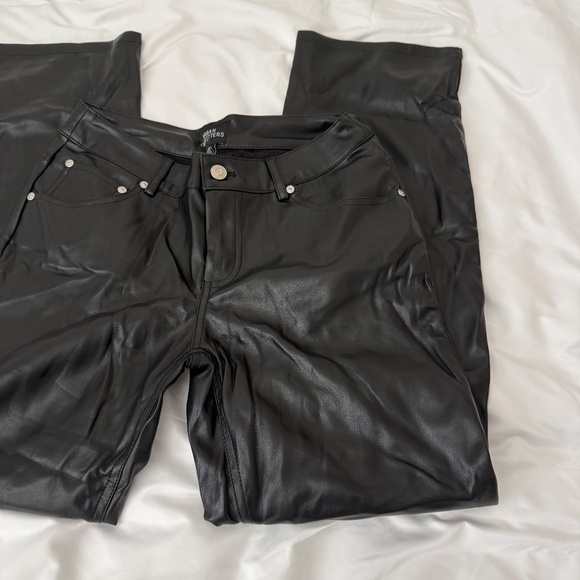 urban outfitters faux leather pants size 26 details: -mid rise -NWOT - Picture 2 of 3